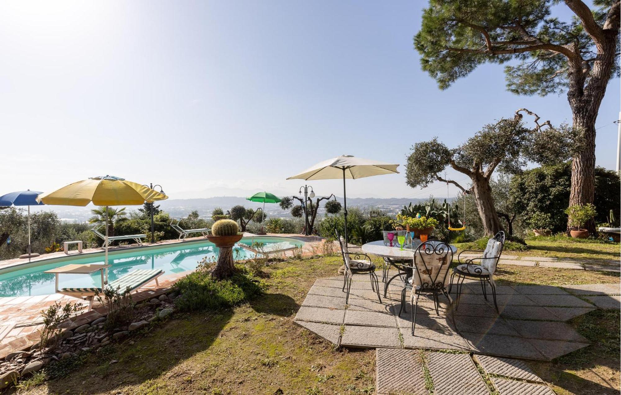 Beautiful Home In Uzzano Pt With Kitchen 外观 照片