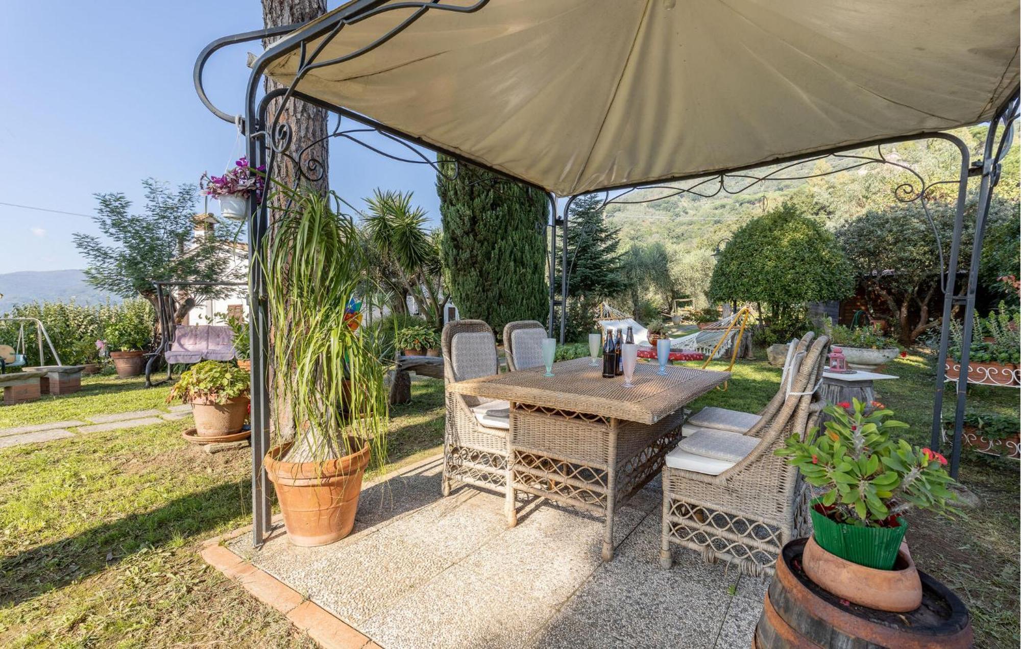 Beautiful Home In Uzzano Pt With Kitchen 外观 照片