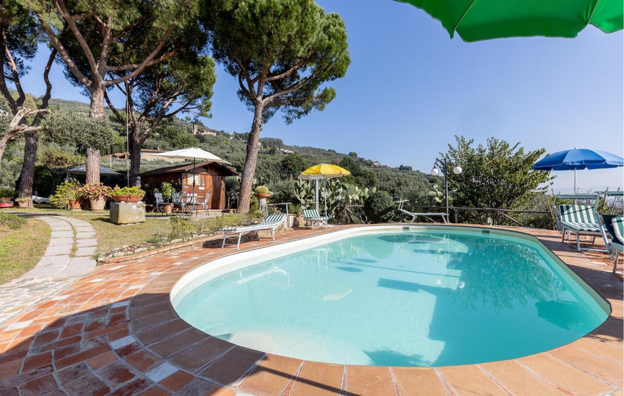 Beautiful Home In Uzzano Pt With Kitchen 外观 照片